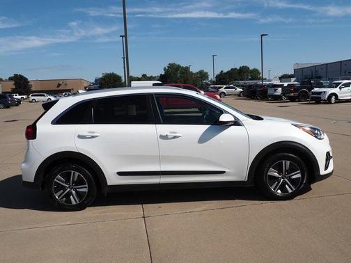 2020 Kia Niro LXS