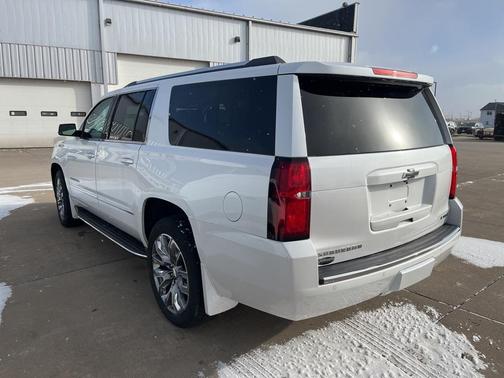 2017 Chevrolet Suburban Premier