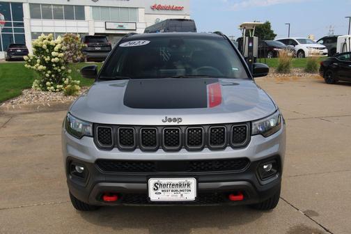 Billet Silver Metallic Clearcoat 2023 Jeep Compass Trailhawk