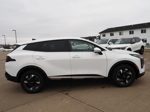 2026 Kia Sportage LX