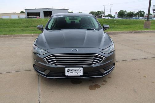 Magnetic 2017 Ford Fusion SE
