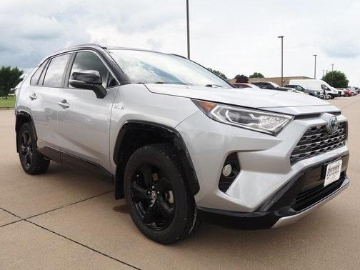 2019 Toyota RAV4 Hybrid XSE