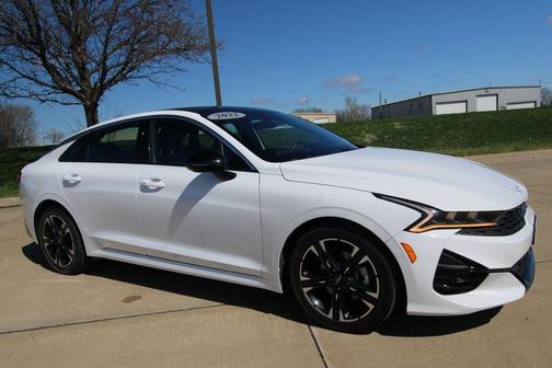 2022 Kia K5 GT-Line