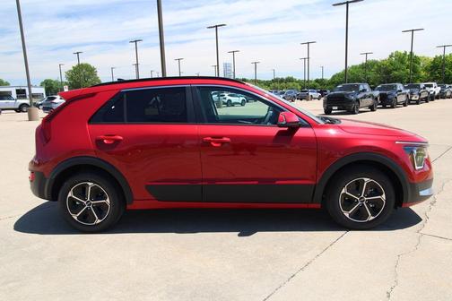 Red 2026 Kia Niro EX