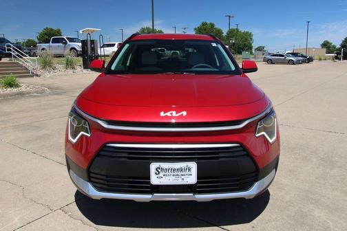 Red 2026 Kia Niro EX