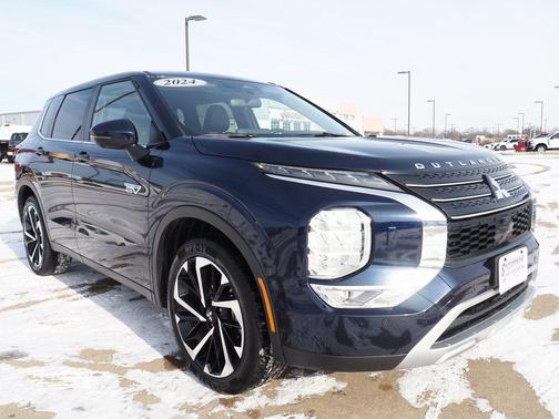 2024 Mitsubishi Outlander PHEV SE