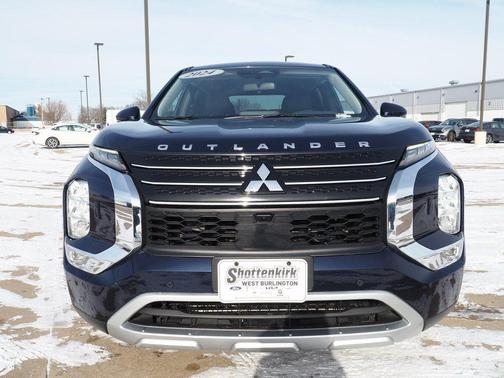 2024 Mitsubishi Outlander PHEV SE