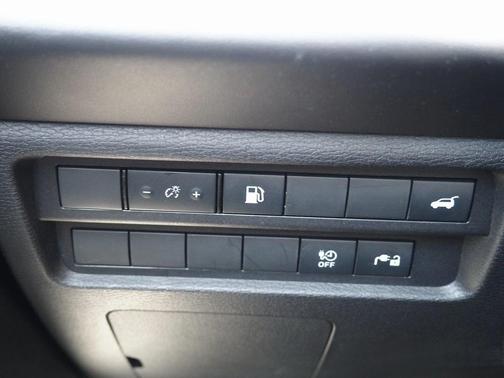 2024 Mitsubishi Outlander PHEV SE