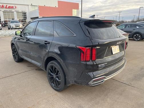 2023 Kia Sorento SX