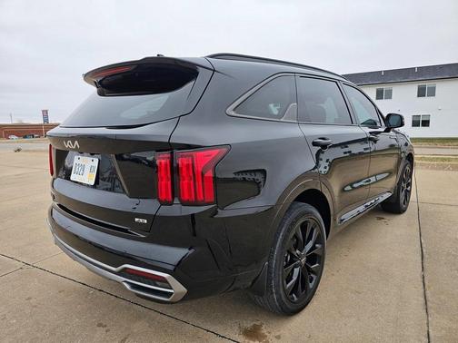 2023 Kia Sorento SX