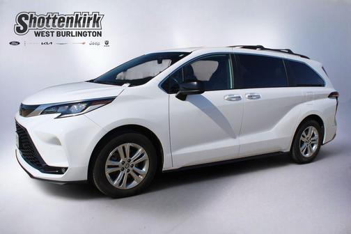 White 2022 Toyota Sienna XSE 7 Passenger