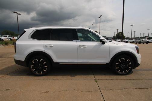 Glacial White Pearl 2024 Kia Telluride SX-Prestige