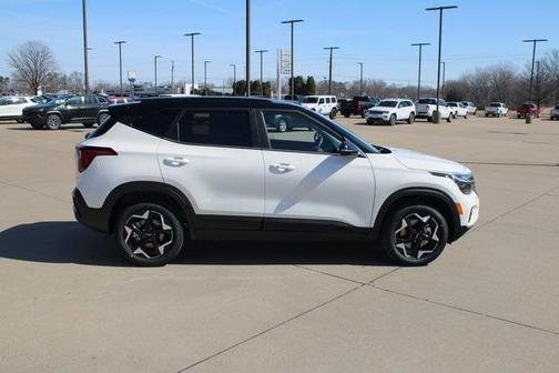 2025 Kia Seltos S