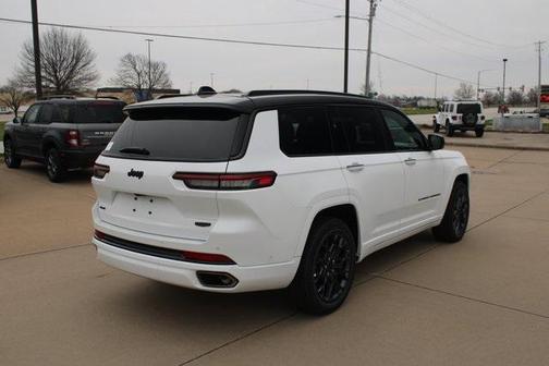 2025 Jeep Grand Cherokee L Summit