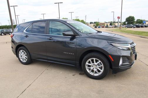Gray 2022 Chevrolet Equinox 2LT