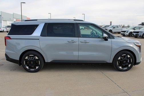 Ceramic Silver 2026 Kia Carnival EX
