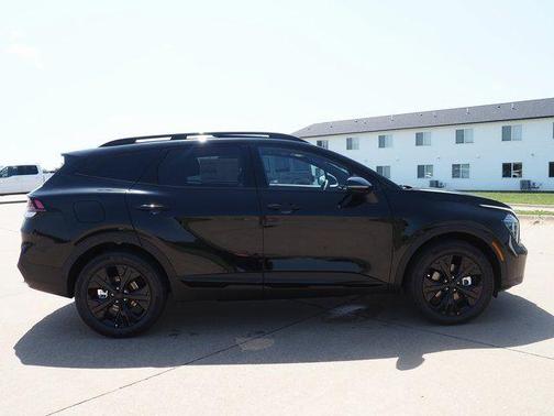 2025 Kia Sportage Plug-In Hybrid X-Line