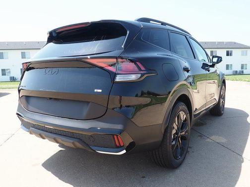 2025 Kia Sportage Plug-In Hybrid X-Line