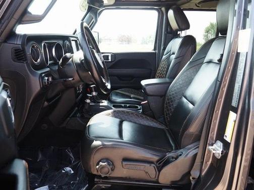 2021 Jeep Wrangler Unlimited Sahara Altitude