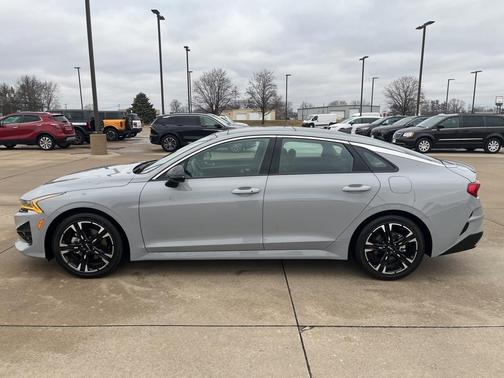 2023 Kia K5 GT-Line