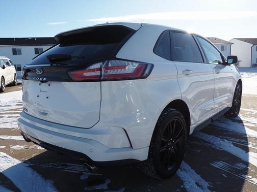 2021 Ford Edge ST Line