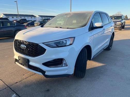 2021 Ford Edge ST Line
