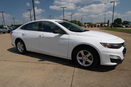 Summit White 2023 Chevrolet Malibu 1LS