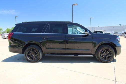 Agate Black Metallic 2025 Ford Expedition Max Active