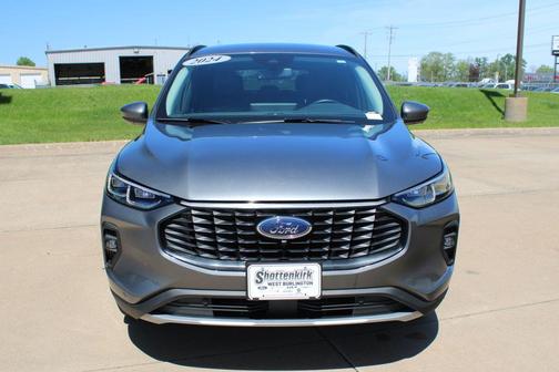 Carbonized Gray Metallic 2024 Ford Escape Platinum