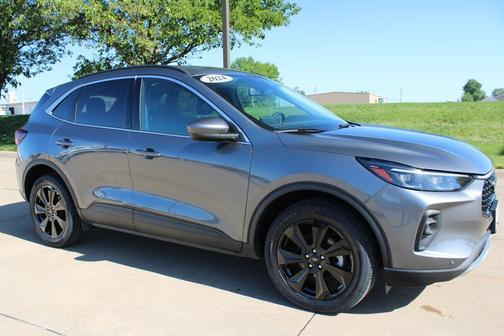 Carbonized Gray Metallic 2024 Ford Escape Platinum
