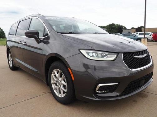 2021 Chrysler Pacifica Touring-L