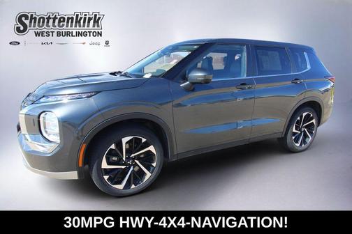Graphite Gray 2024 Mitsubishi Outlander SE