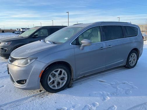 2019 Chrysler Pacifica Touring-L Plus