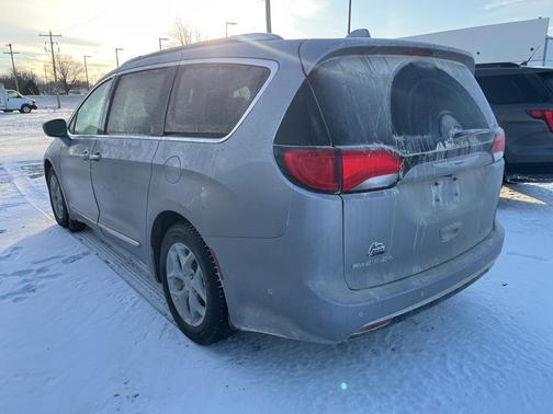 2019 Chrysler Pacifica Touring-L Plus