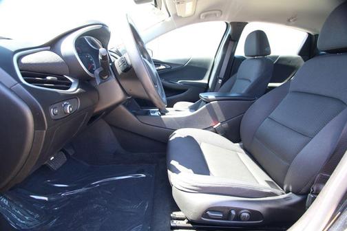 Mosaic Black Metallic 2024 Chevrolet Malibu LT