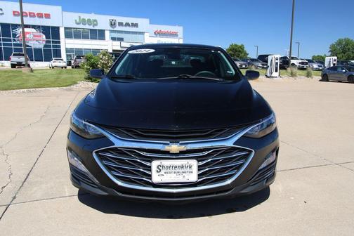 Mosaic Black Metallic 2024 Chevrolet Malibu LT