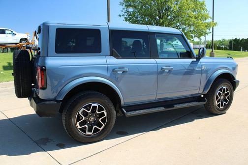Azure Gray Metallic 2025 Ford Bronco Outer Banks