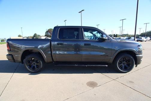 Granite Crystal Clearcoat Metallic 2027 RAM 1500 Big Horn/Lone Star
