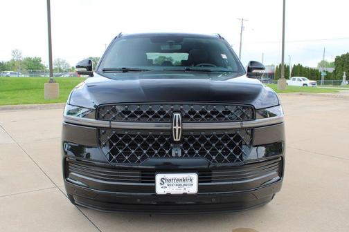 Black 2026 Lincoln Navigator L Reserve