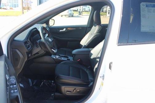 2025 Ford Escape ST-Line Elite