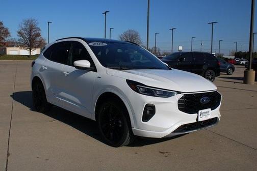2025 Ford Escape ST-Line Elite