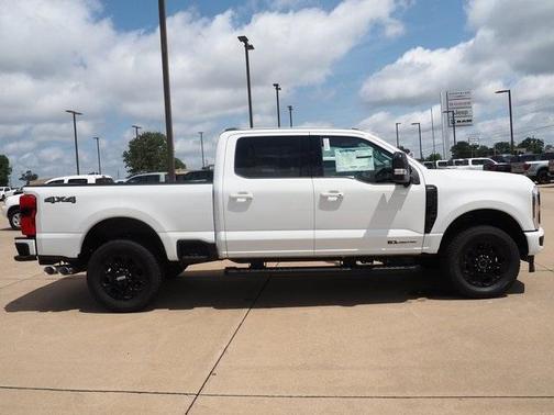2025 Ford F-350 Lariat Super Duty