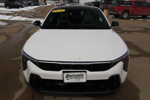 Snow White Pearl 2026 Kia K4 GT-LINE