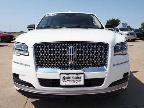 2022 Lincoln Navigator L Reserve