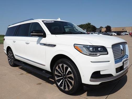 2022 Lincoln Navigator L Reserve