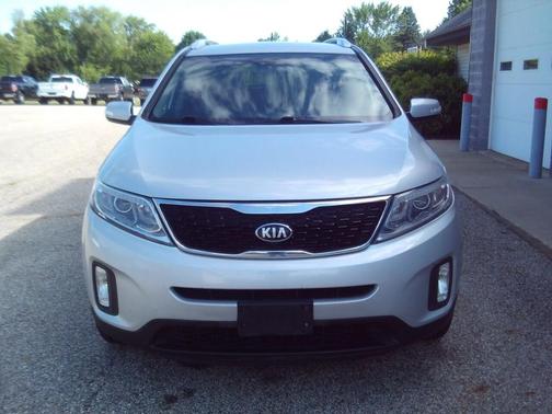 Photo 4 of 17 of 2014 Kia Sorento EX