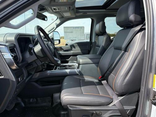 2025 Ford F-350 Lariat Super Duty
