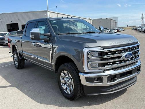 2025 Ford F-350 Lariat Super Duty
