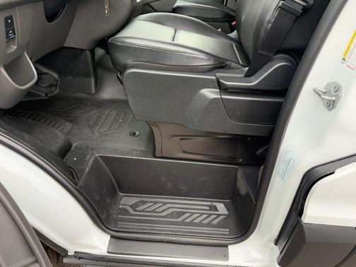 2025 Ford Transit-350 