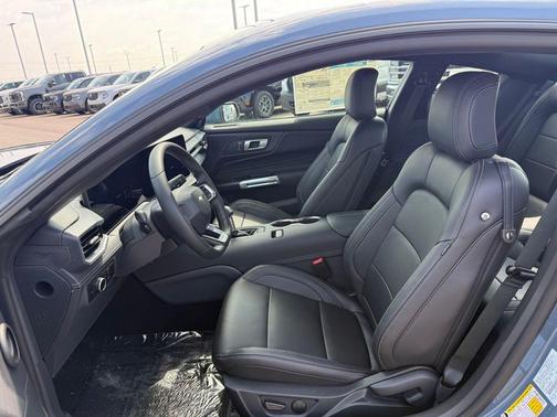 2025 Ford Mustang EcoBoost